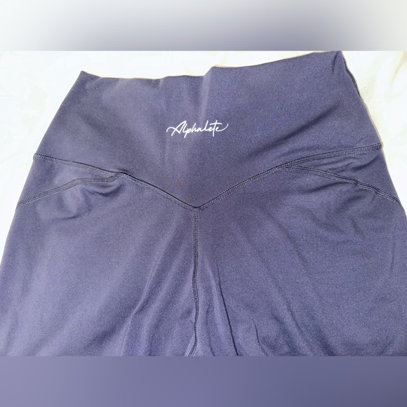 Alphalete dark grey crossover leggings - Picture 2 of 2